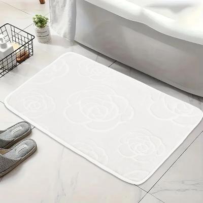 tapis-de-bain-blanc